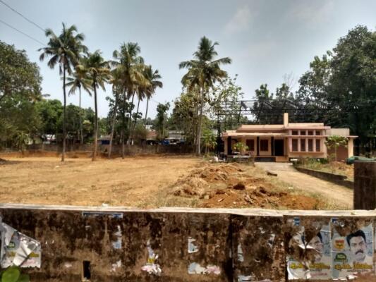 East Facing Plots In Chelamattom Part Ernakulam East Facing Land