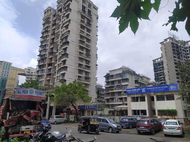 Residential Area in Sector 7 Kharghar