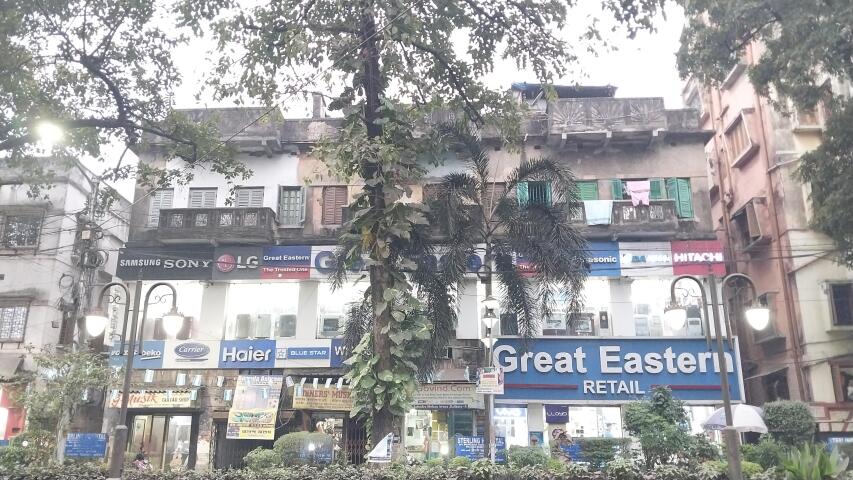 Shopping Complex In Shyam Bazar