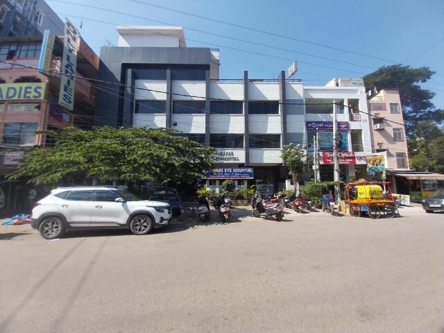 Hospital in Moti Nagar