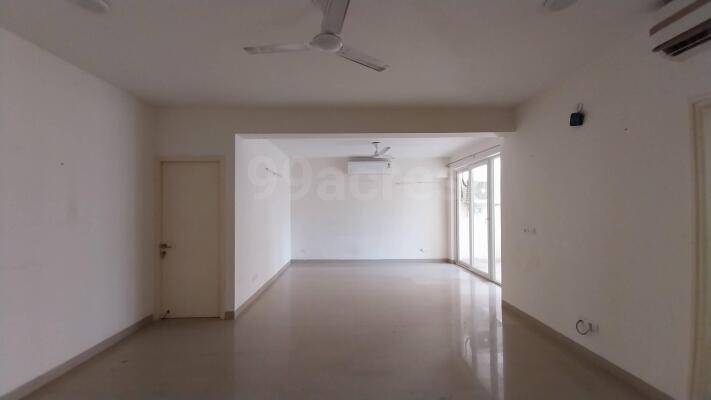 4 BHK Apartment / Flat for sale in Emaar MGF Emerald Floors Premier ...