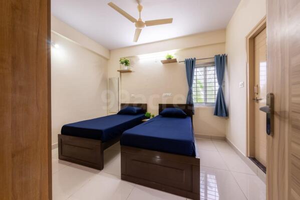 Paying Guest / Hostel / PG in Suraj Louisandra Apartment Dadar West ...