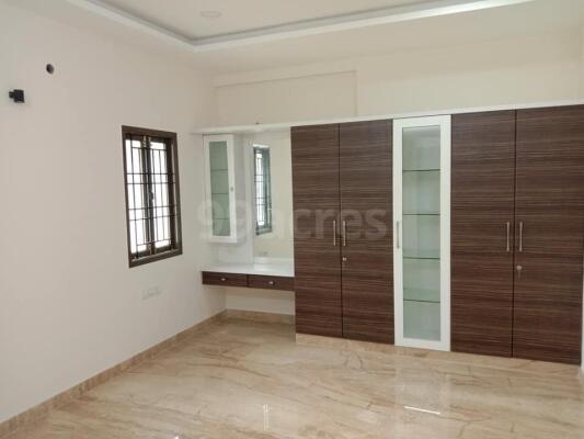 Resale House in Kumananchavadi Chennai - 1+ Properties