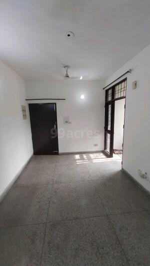 3 BHK / Bedroom Serviced Apartment for rent in IRWO Classic Apartments ...