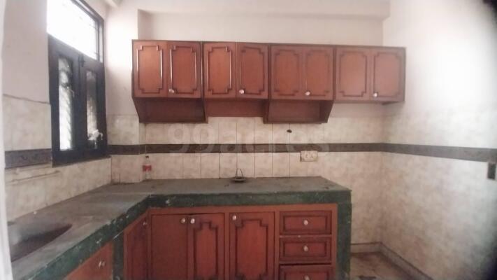 2 BHK Apartment / Flat for sale in Ramprastha Colony Ghaziabad - 825 Sq ...