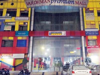 hero showroom narela